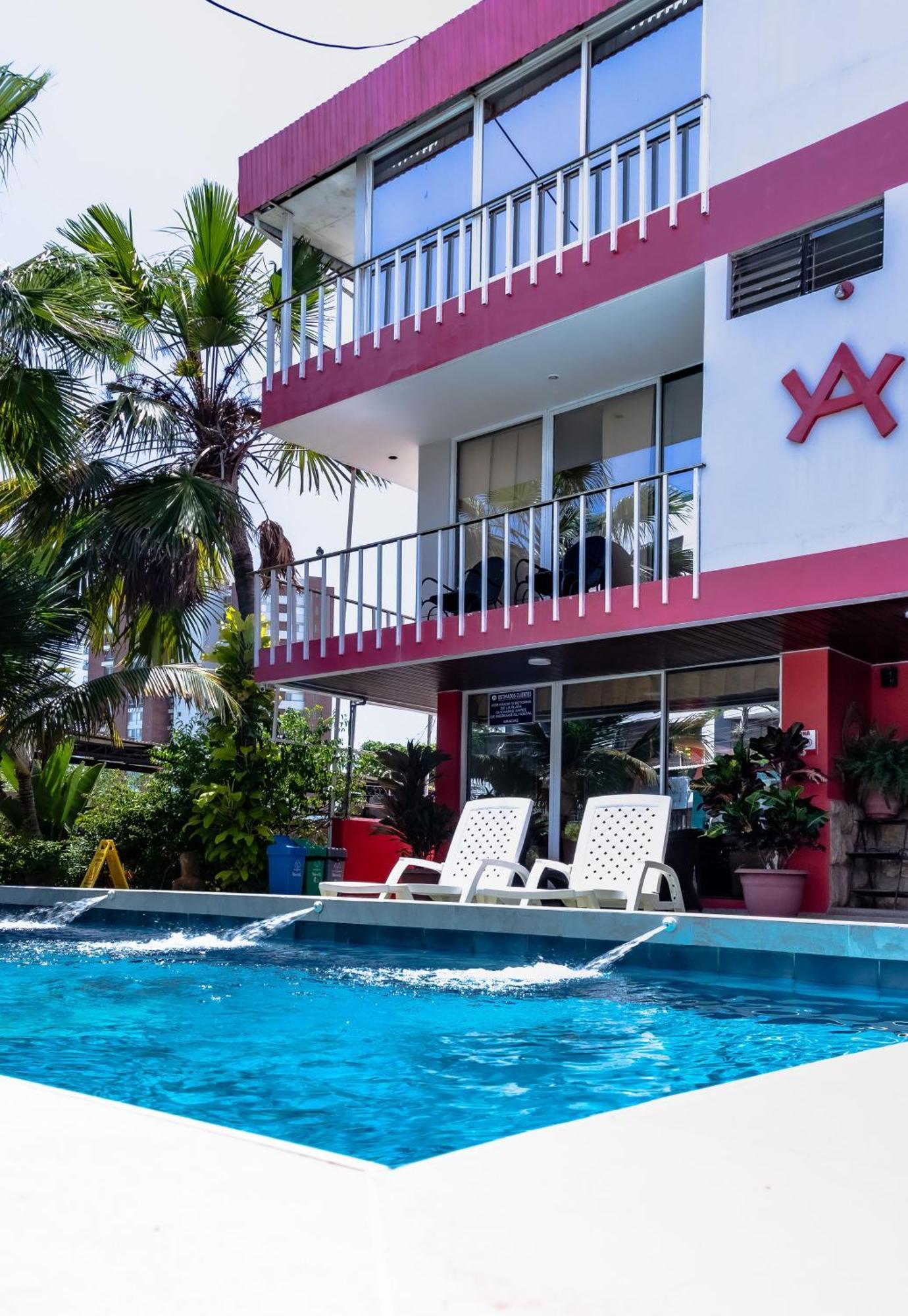 Hostal Antares Манта Екстериор снимка