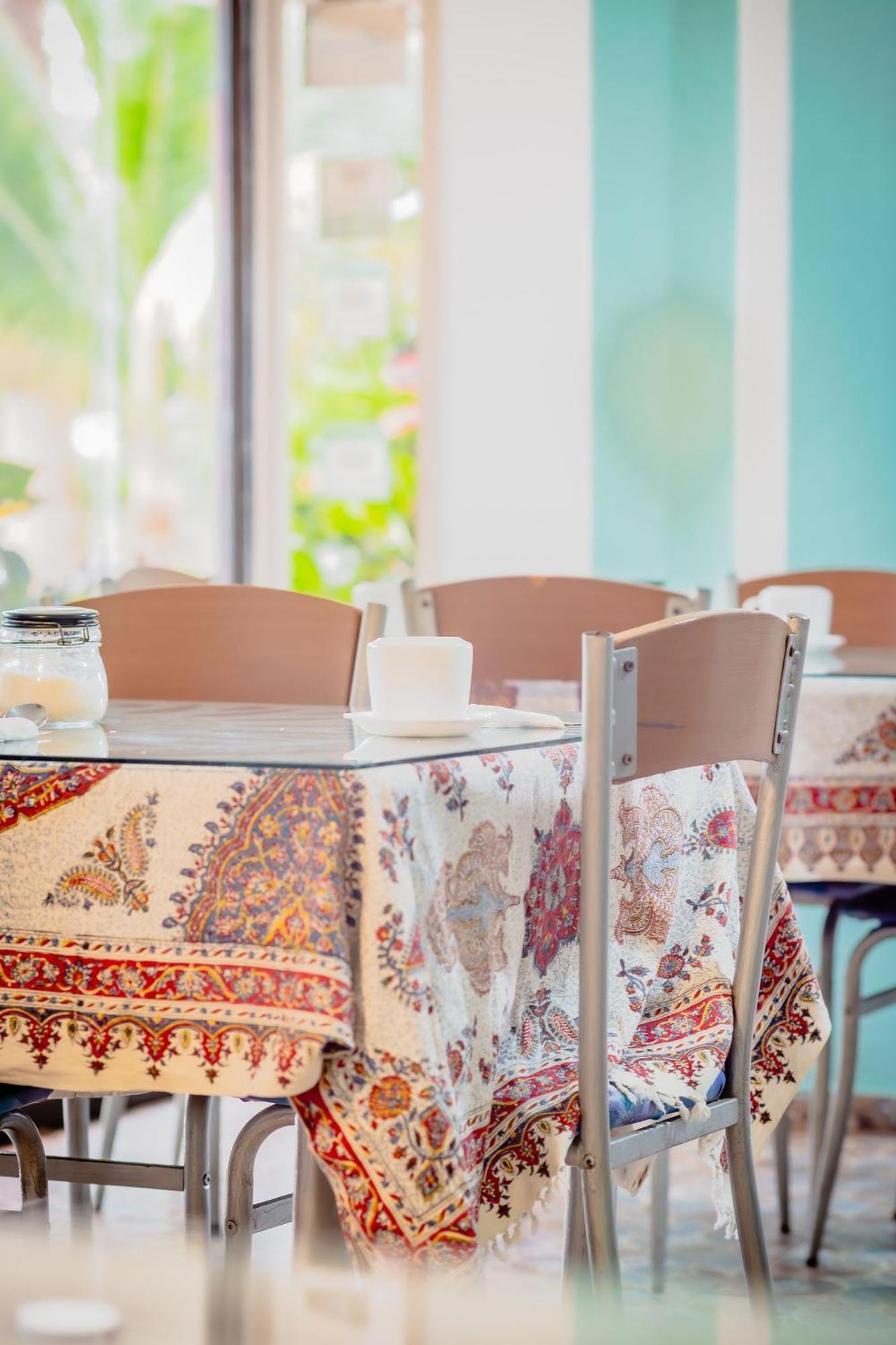 Hostal Antares Манта Екстериор снимка