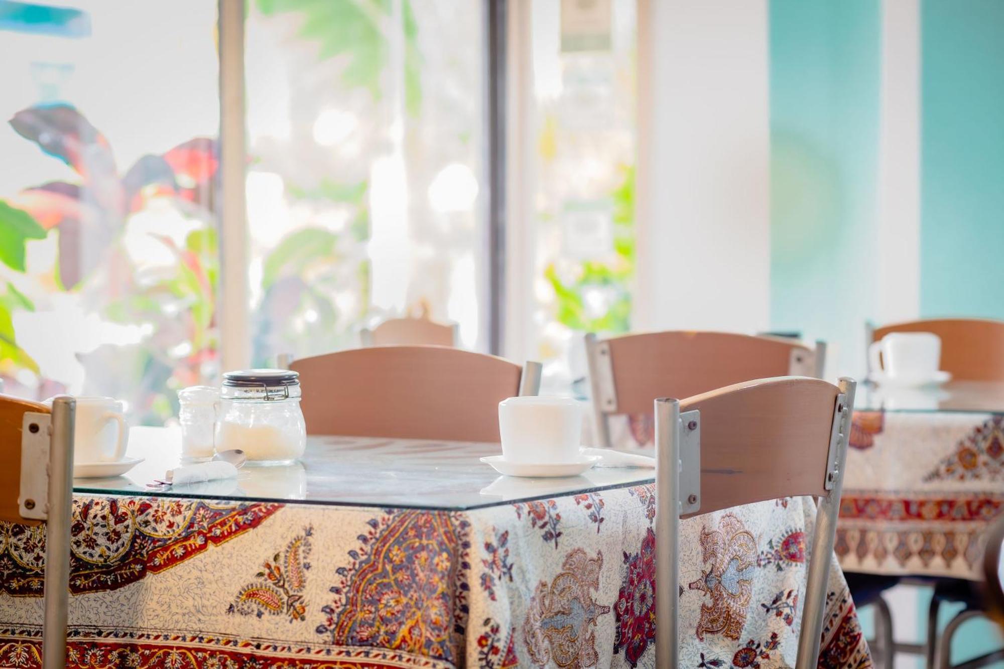Hostal Antares Манта Екстериор снимка